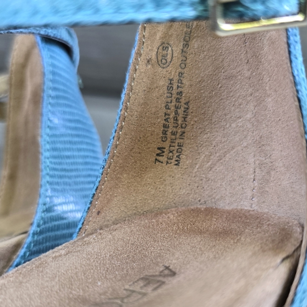 AEROSOLES Great Plush Coastal Boho Luxe Caged Comfort Cork Wedge Sandals 7M - Picture 13 of 16